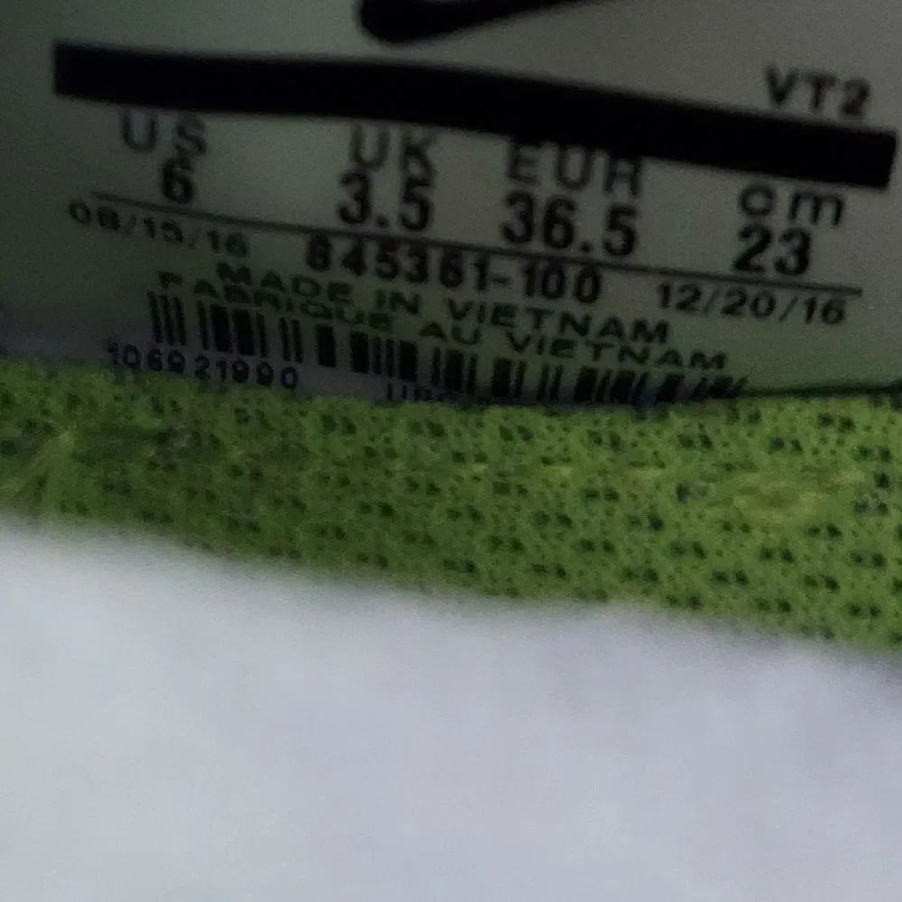 Nike Women's Zoom All Out Flyknit Pure Platinum 845361-100 Running Shoes Sz 6 - Picture 10 of 10